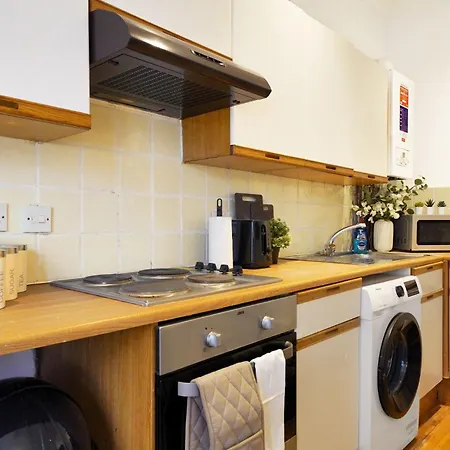 Affordable One Bed Bayswater Apartment Special Price